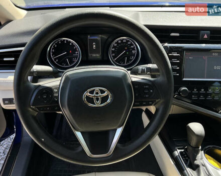 Синий Тойота Камри, объемом двигателя 2.5 л и пробегом 200 тыс. км за 17000 $, фото 7 на Automoto.ua