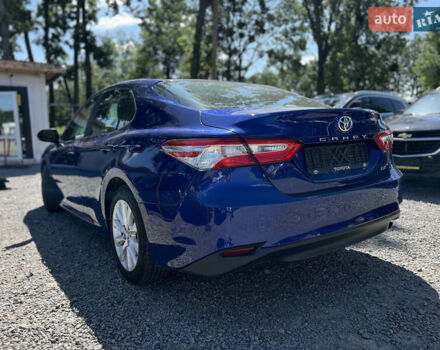 Синий Тойота Камри, объемом двигателя 2.5 л и пробегом 200 тыс. км за 17000 $, фото 2 на Automoto.ua