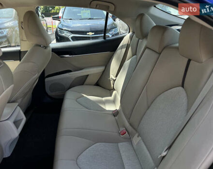 Синий Тойота Камри, объемом двигателя 2.5 л и пробегом 200 тыс. км за 17000 $, фото 10 на Automoto.ua