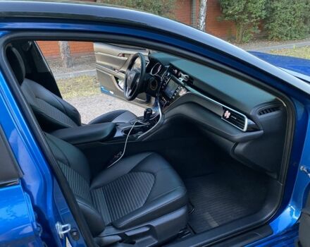 Тойота Камри 2017 в Василькове на Automoto.ua Синий Тойота Камри, объемом двигателя 2.5 л и пробегом 150 тыс. км за 16600 $, фото 14 на Automoto.ua