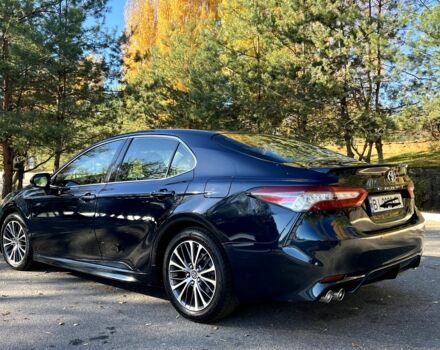 Синій Тойота Камрі, об'ємом двигуна 2.5 л та пробігом 124 тис. км за 23300 $, фото 1 на Automoto.ua