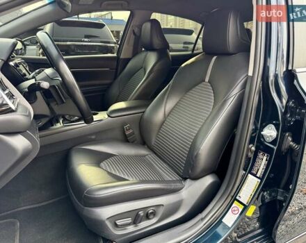 Синий Тойота Камри, объемом двигателя 2.49 л и пробегом 174 тыс. км за 18000 $, фото 7 на Automoto.ua