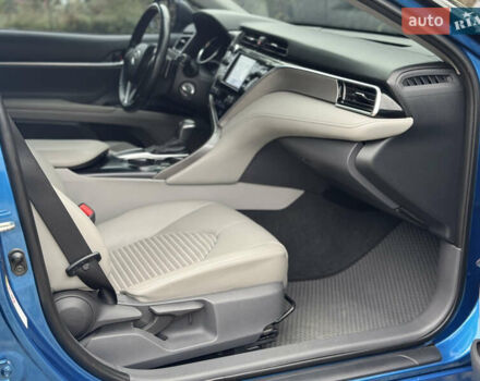Синій Тойота Камрі, об'ємом двигуна 2.49 л та пробігом 90 тис. км за 18350 $, фото 32 на Automoto.ua