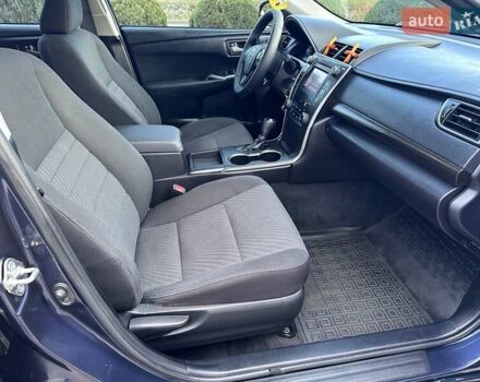 Синий Тойота Камри, объемом двигателя 2.5 л и пробегом 170 тыс. км за 12900 $, фото 21 на Automoto.ua