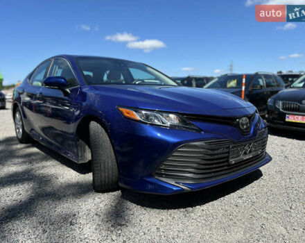 Синий Тойота Камри, объемом двигателя 2.5 л и пробегом 200 тыс. км за 17000 $, фото 1 на Automoto.ua