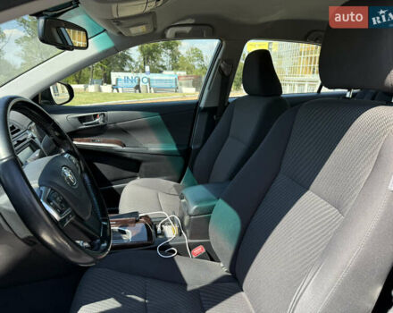 Синій Тойота Камрі, об'ємом двигуна 2.5 л та пробігом 86 тис. км за 17500 $, фото 14 на Automoto.ua