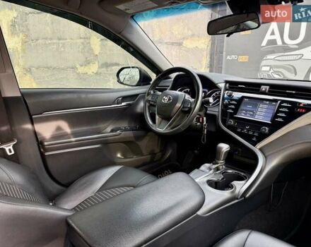 Синий Тойота Камри, объемом двигателя 2.49 л и пробегом 174 тыс. км за 18000 $, фото 11 на Automoto.ua