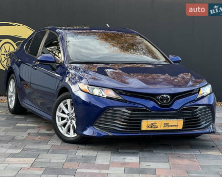 Синий Тойота Камри, объемом двигателя 2.49 л и пробегом 84 тыс. км за 18999 $, фото 2 на Automoto.ua