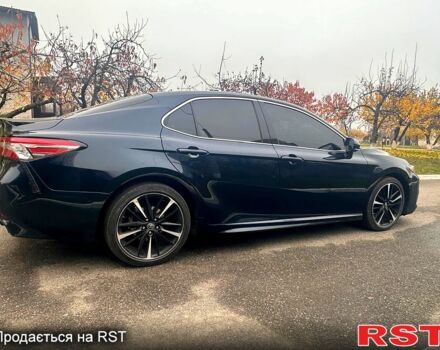 Синій Тойота Камрі, об'ємом двигуна 2.5 л та пробігом 140 тис. км за 19000 $, фото 1 на Automoto.ua