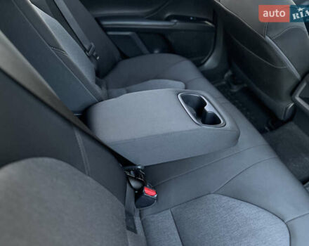 Синий Тойота Камри, объемом двигателя 2.49 л и пробегом 84 тыс. км за 18999 $, фото 21 на Automoto.ua