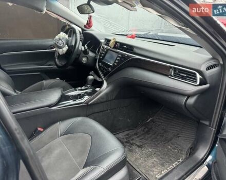 Синий Тойота Камри, объемом двигателя 2.5 л и пробегом 105 тыс. км за 9800 $, фото 5 на Automoto.ua