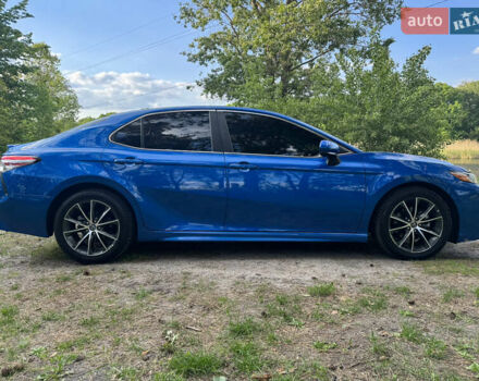 Синій Тойота Камрі, об'ємом двигуна 2.49 л та пробігом 33 тис. км за 20949 $, фото 5 на Automoto.ua