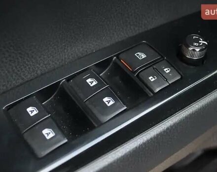 Синій Тойота Камрі, об'ємом двигуна 2.49 л та пробігом 112 тис. км за 20000 $, фото 13 на Automoto.ua