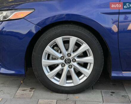 Синий Тойота Камри, объемом двигателя 2.49 л и пробегом 84 тыс. км за 18999 $, фото 6 на Automoto.ua