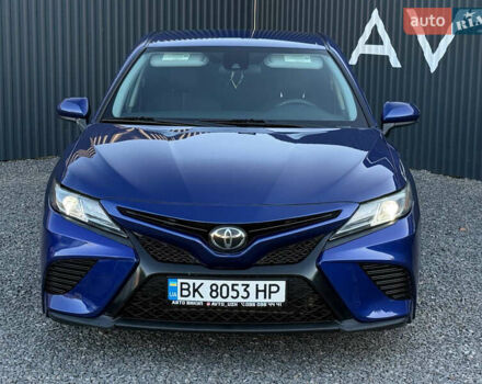 Синий Тойота Камри, объемом двигателя 2.5 л и пробегом 110 тыс. км за 17400 $, фото 1 на Automoto.ua
