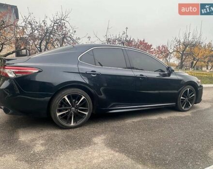 Синій Тойота Камрі, об'ємом двигуна 2.49 л та пробігом 140 тис. км за 19000 $, фото 1 на Automoto.ua