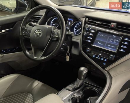 Синий Тойота Камри, объемом двигателя 2.49 л и пробегом 108 тыс. км за 18959 $, фото 24 на Automoto.ua