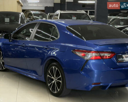 Синий Тойота Камри, объемом двигателя 2.49 л и пробегом 108 тыс. км за 18959 $, фото 12 на Automoto.ua
