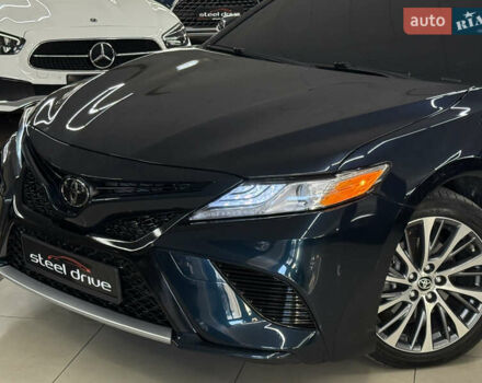 Синий Тойота Камри, объемом двигателя 3.46 л и пробегом 63 тыс. км за 23999 $, фото 1 на Automoto.ua