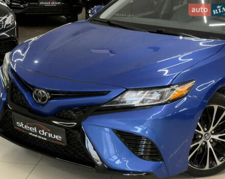 Синий Тойота Камри, объемом двигателя 2.49 л и пробегом 108 тыс. км за 18959 $, фото 1 на Automoto.ua