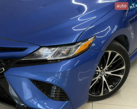 Синий Тойота Камри, объемом двигателя 2.49 л и пробегом 108 тыс. км за 18959 $, фото 2 на Automoto.ua