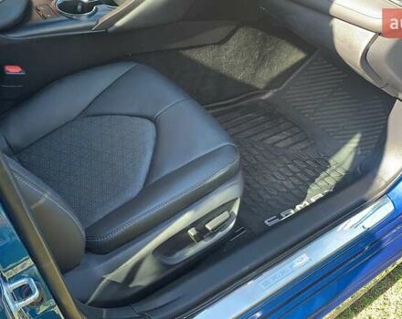Синій Тойота Камрі, об'ємом двигуна 3.46 л та пробігом 13 тис. км за 31700 $, фото 6 на Automoto.ua