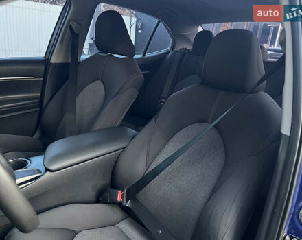 Синий Тойота Камри, объемом двигателя 2.49 л и пробегом 84 тыс. км за 18999 $, фото 11 на Automoto.ua