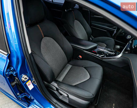 Синій Тойота Камрі, об'ємом двигуна 2.5 л та пробігом 129 тис. км за 18852 $, фото 17 на Automoto.ua