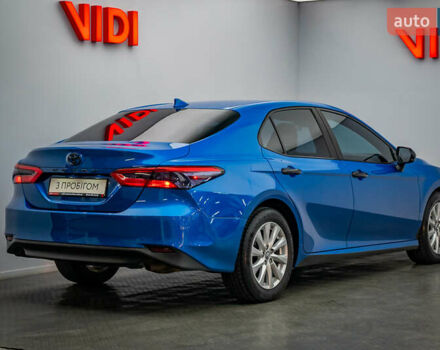 Синій Тойота Камрі, об'ємом двигуна 2.5 л та пробігом 129 тис. км за 18852 $, фото 1 на Automoto.ua