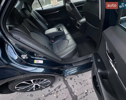 Синій Тойота Камрі, об'ємом двигуна 2.49 л та пробігом 100 тис. км за 19000 $, фото 16 на Automoto.ua