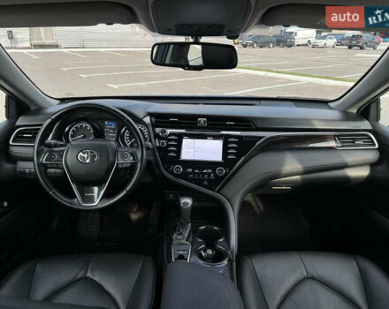 Синій Тойота Камрі, об'ємом двигуна 2.49 л та пробігом 160 тис. км за 18000 $, фото 4 на Automoto.ua