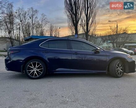 Синий Тойота Камри, объемом двигателя 2.49 л и пробегом 83 тыс. км за 23600 $, фото 4 на Automoto.ua