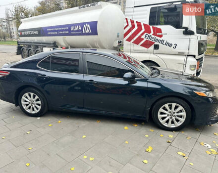 Синий Тойота Камри, объемом двигателя 2.49 л и пробегом 198 тыс. км за 19700 $, фото 11 на Automoto.ua