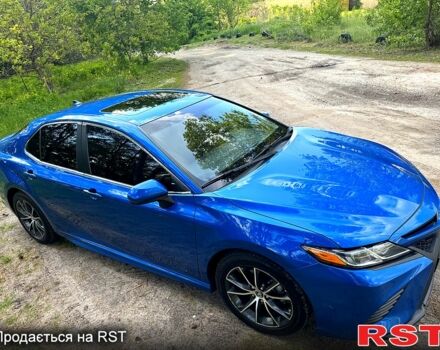 Синий Тойота Камри, объемом двигателя 2.5 л и пробегом 40 тыс. км за 19940 $, фото 1 на Automoto.ua