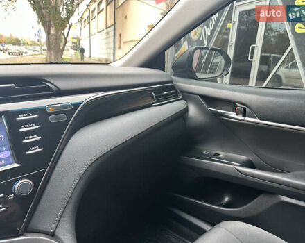 Синий Тойота Камри, объемом двигателя 2.49 л и пробегом 198 тыс. км за 19700 $, фото 30 на Automoto.ua