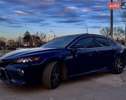 Синий Тойота Камри, объемом двигателя 2.49 л и пробегом 83 тыс. км за 23600 $, фото 1 на Automoto.ua