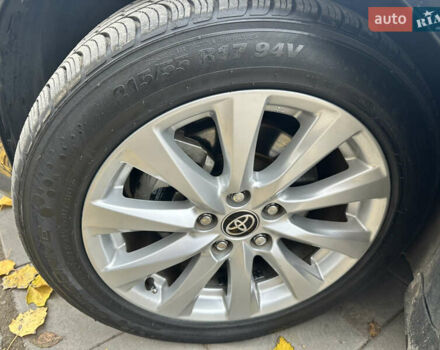 Синий Тойота Камри, объемом двигателя 2.49 л и пробегом 198 тыс. км за 19700 $, фото 17 на Automoto.ua