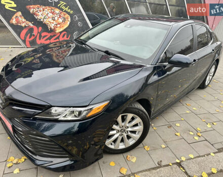 Синий Тойота Камри, объемом двигателя 2.49 л и пробегом 198 тыс. км за 19700 $, фото 2 на Automoto.ua