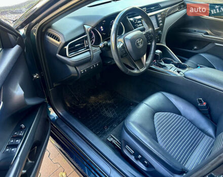 Тойота Камри 2020 в Киеве на Automoto.ua Синий Тойота Камри, объемом двигателя 2.5 л и пробегом 140 тыс. км за 22700 $, фото 6 на Automoto.ua