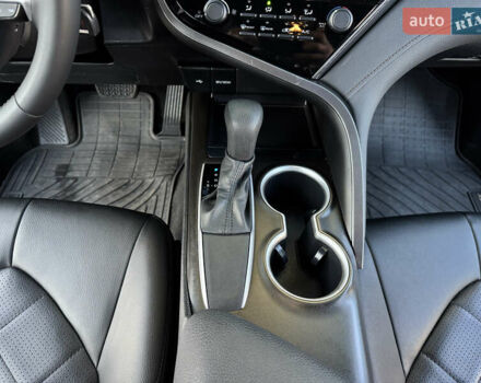 Тойота Камри 2021 в Одессе на Automoto.ua Синий Тойота Камри, объемом двигателя 2.49 л и пробегом 76 тыс. км за 21000 $, фото 46 на Automoto.ua