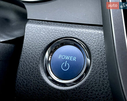 Синій Тойота Камрі, об'ємом двигуна 2.49 л та пробігом 75 тис. км за 33000 $, фото 42 на Automoto.ua