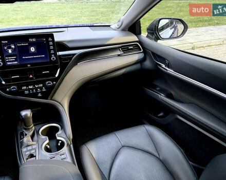 Синій Тойота Камрі, об'ємом двигуна 2.49 л та пробігом 75 тис. км за 33000 $, фото 52 на Automoto.ua