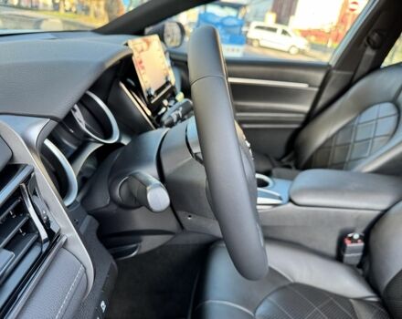 Тойота Камри 2021 в Одессе на Automoto.ua Синий Тойота Камри, объемом двигателя 2.5 л и пробегом 76 тыс. км за 21000 $, фото 18 на Automoto.ua