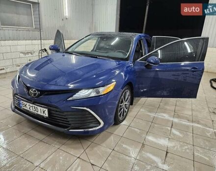 Тойота Камри 2022 в Умани на Automoto.ua Синий Тойота Камри, объемом двигателя 2.49 л и пробегом 51 тыс. км за 29000 $, фото 13 на Automoto.ua