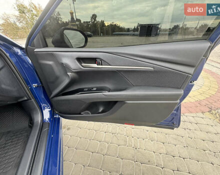 Синий Тойота Камри, объемом двигателя 2.49 л и пробегом 9 тыс. км за 37500 $, фото 23 на Automoto.ua