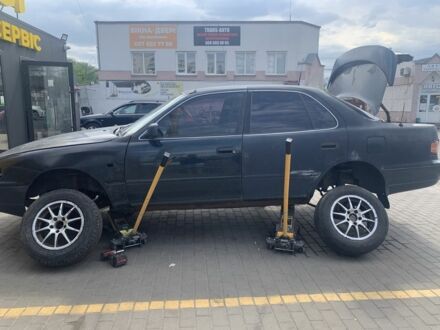 Синий Тойота Камри, объемом двигателя 2.2 л и пробегом 422 тыс. км за 1700 $, фото 1 на Automoto.ua