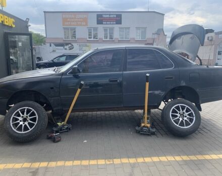 Синий Тойота Камри, объемом двигателя 2.2 л и пробегом 422 тыс. км за 1700 $, фото 1 на Automoto.ua