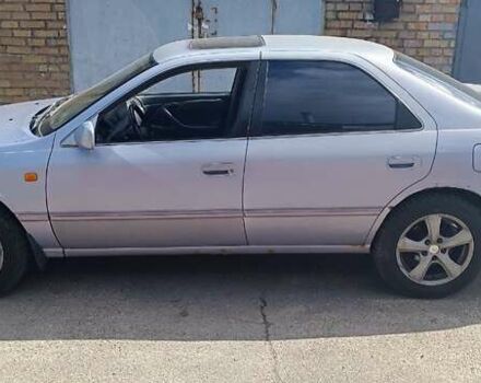 Синій Тойота Камрі, об'ємом двигуна 3 л та пробігом 336 тис. км за 3200 $, фото 1 на Automoto.ua