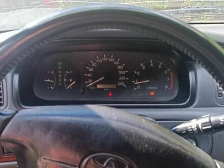 Синій Тойота Камрі, об'ємом двигуна 3 л та пробігом 336 тис. км за 3000 $, фото 1 на Automoto.ua