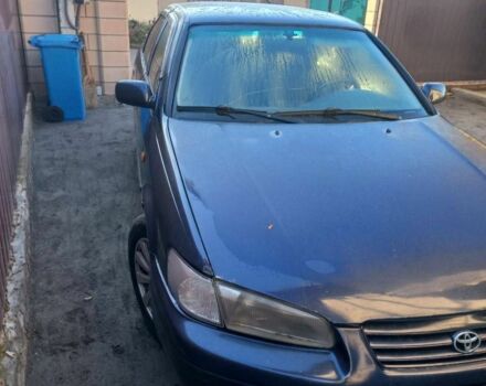 Синій Тойота Камрі, об'ємом двигуна 3 л та пробігом 390 тис. км за 2550 $, фото 1 на Automoto.ua